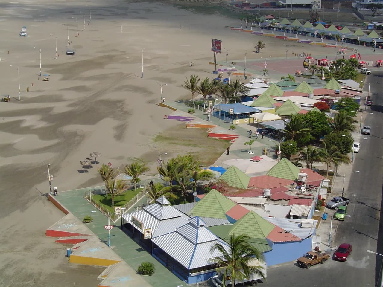 Torre Marina — Manta